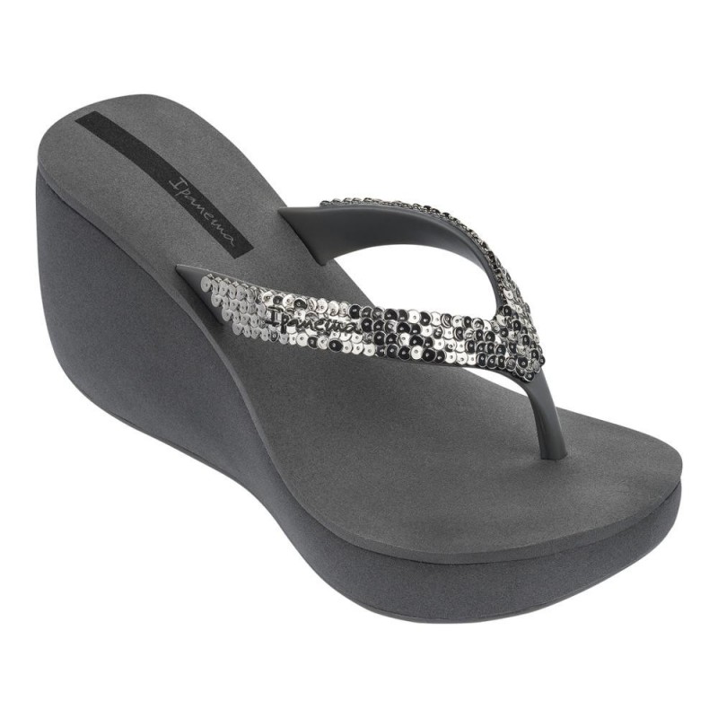 ipanema lipstick wedge